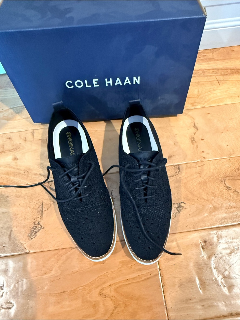 Cole Haan Black Knit Lace-Up Oxfords
